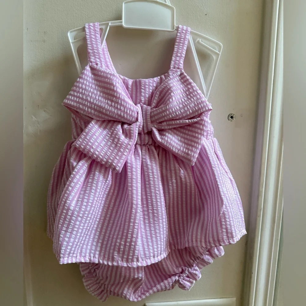 New Seersucker Bow Diaper Set